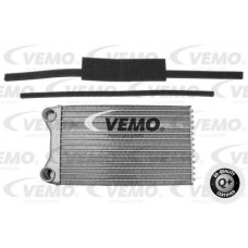 V15-61-0012 VEMO Теплообмінник обігрів салону