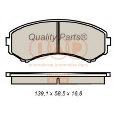 704-11062 IAP QUALITY PARTS Комплект гальмівних колодок дисковий гальм