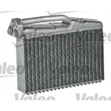 715305 VALEO Теплообмінник обігрів салону
