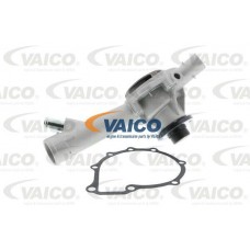 V30-50012 VAICO Водяний насос охолодження двигуна
