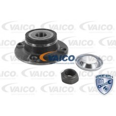 V22-1045 VAICO Комплект підшипника ступиці колеса