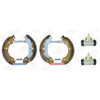 381366CH CHAMPION Комплект гальмівних колодок