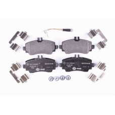 8DB 355 018-881 HELLA Комплект гальмівних колодок дисковий гальм