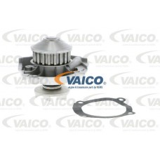 V24-50001 VAICO Водяний насос охолодження двигуна