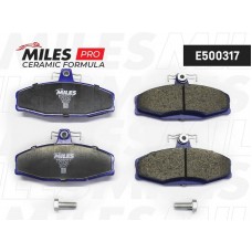 E500317 MILES Комплект гальмівних колодок дисковий гальм
