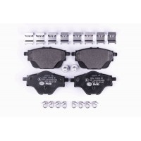 8DB 355 021-001 HELLA КомплеК т гальмівних колодок, дискове гальмо