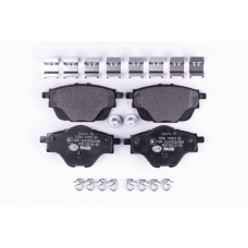 8DB 355 021-001 HELLA КомплеК т гальмівних колодок, дискове гальмо