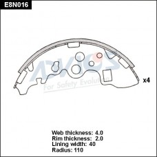 E8N016 ADVICS Комплект гальмівних колодок