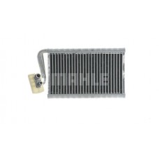 AE 167 000P MAHLE Випарник кондиціонера