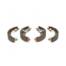 0 986 487 317 BOSCH Комплект гальмівних колодок