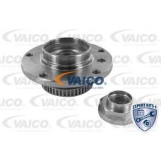 V20-0516 VAICO Комплект підшипника ступиці колеса