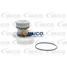 V40-50019 VAICO Водяний насос охолодження двигуна