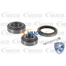 V70-0136 VAICO Комплект підшипника ступиці колеса