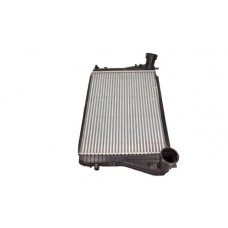 AC651074 MAXGEAR Интеркулер