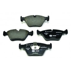8DB 355 009-001 HELLA Комплект гальмівних колодок дисковий гальм