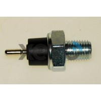 XOS8324 ELTA AUTOMOTIVE Датчик тиску масла