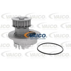V51-50004 VAICO Водяний насос охолодження двигуна