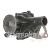 J1516009 NIPPARTS Водяний насос охолодження двигуна