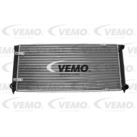 V15-60-5010 VEMO Радіатор охолодження двигуна