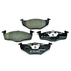 8DB 355 008-351 HELLA КомплеК т гальмівних колодок, дискове гальмо