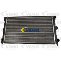 V15-60-5020 VEMO Радіатор охолодження двигуна