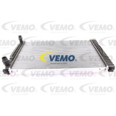 V15-60-5046 VEMO Радіатор охолодження двигуна