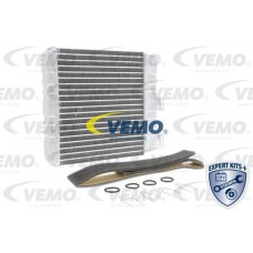 V40-61-0003 VEMO Теплообмінник обігрів салону