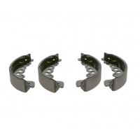 0 986 487 616 BOSCH Комплект гальмівних колодок