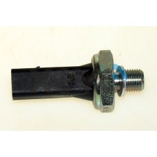 XOS8215 ELTA AUTOMOTIVE Датчик тиску масла