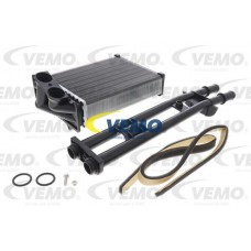 V24-61-0007 VEMO Теплообмінник обігрів салону