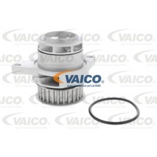 V10-50033 VAICO Водяний насос охолодження двигуна