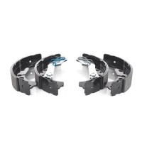 0 986 487 703 BOSCH Комплект гальмівних колодок