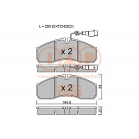 704-13172P IAP QUALITY PARTS КомплеК т гальмівних колодок, дискове гальмо