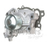 J1512069 NIPPARTS Водяний насос охолодження двигуна