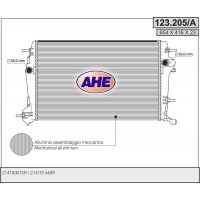123.205/A AHE Радіатор охолодження двигуна