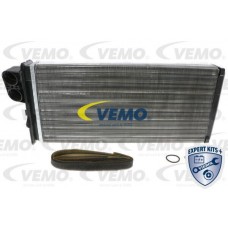 V46-61-0012 VEMO Теплообмінник обігрів салону