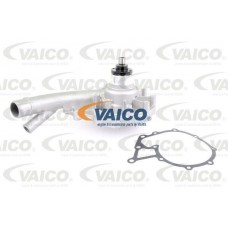V30-50001 VAICO Водяний насос охолодження двигуна