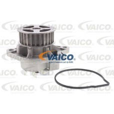 V10-50036 VAICO Водяний насос охолодження двигуна
