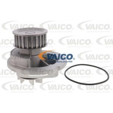 V40-50008 VAICO Водяний насос охолодження двигуна