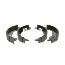 0 986 487 626 BOSCH Комплект гальмівних колодок