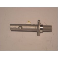 MT-900 AISIN Головний гальмівний циліндр