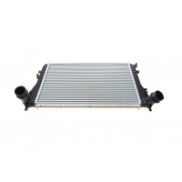 CI 208 000P MAHLE Интеркулер