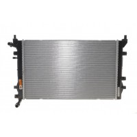 550212 NRF Радіатор охолодження двигуна