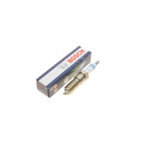 0 242 225 668 BOSCH Свічка запалювання