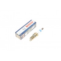 0 242 140 514 BOSCH Свічка запалювання