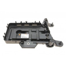 Кронштейн аккумулятора Audi A3/Q3/Skoda Octavia/Superb/VW Passat B6/Sharan/Caddy IV 04-18